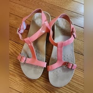 Vionic Adriane Sandals